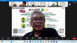 Ir. Inkorena G. S. Sukartono, MAgr, mempresentasikan materi berjudul "Land Degradation and Threats to the Lives of Indonesian People"