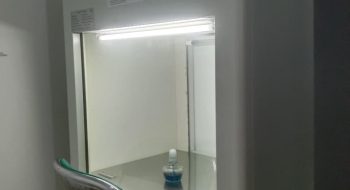 Laminar Air Flow (LAF) ruang isolat jamur