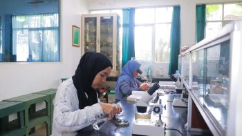 Zoologi_Kegiatan praktikum atau riset_1