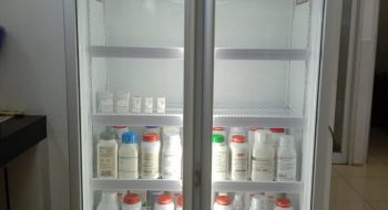 lemari penyimpanan medium